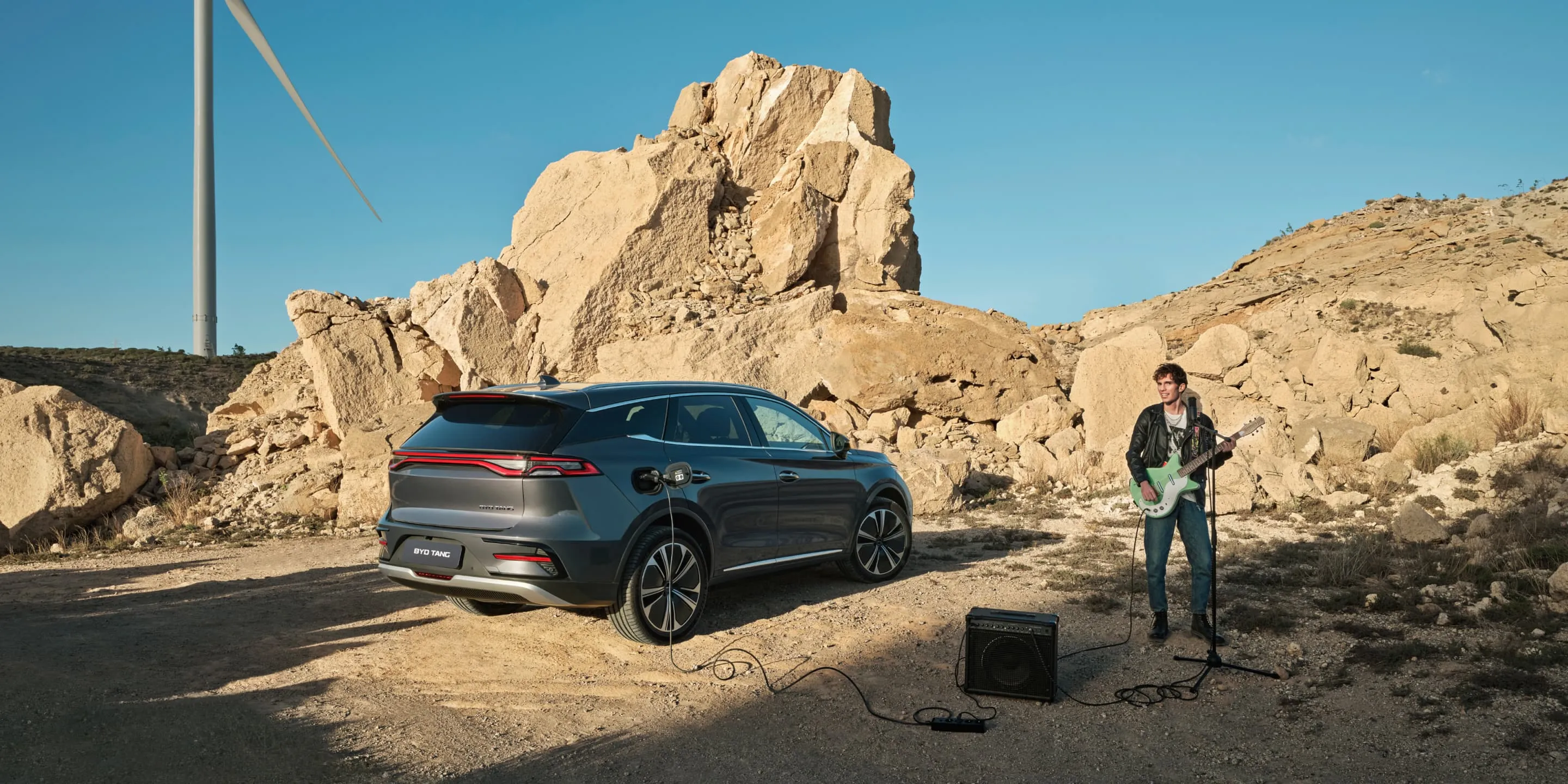 BYD TANG V2L — 4 kW vehicle-to-load power for appliances, camping and outdoor use | France AJ Group Ltd