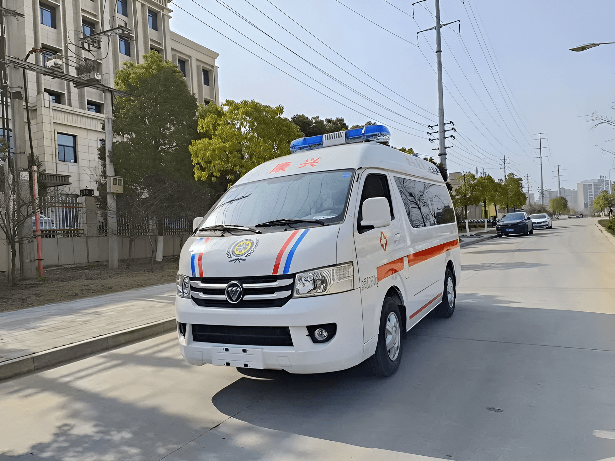 Foton G7 monitoring ambulance exterior — high-roof wide-body | France AJ Group Ltd